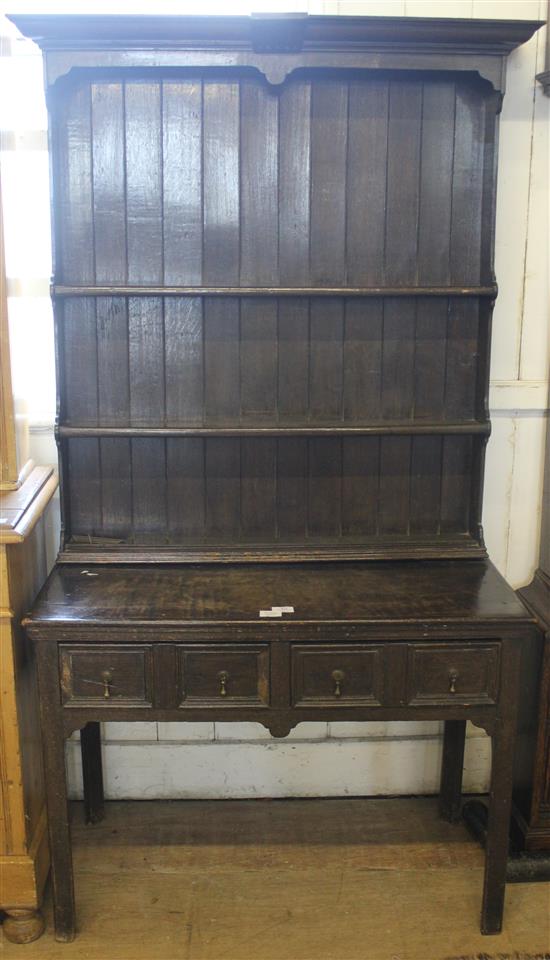 Small oak dresser(-)